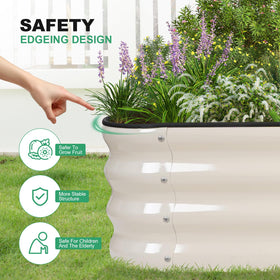 Butterfly nuts assembly on the 1MORE raised garden bed demonstrates tool-free setup