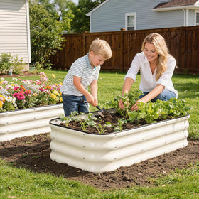 Close-up of 1MORE raised garden bed panel with galvanized steel and curved supports