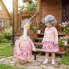 Abbylike ready-to-dress set for 23-inch goose boosts seasonal whimsy.