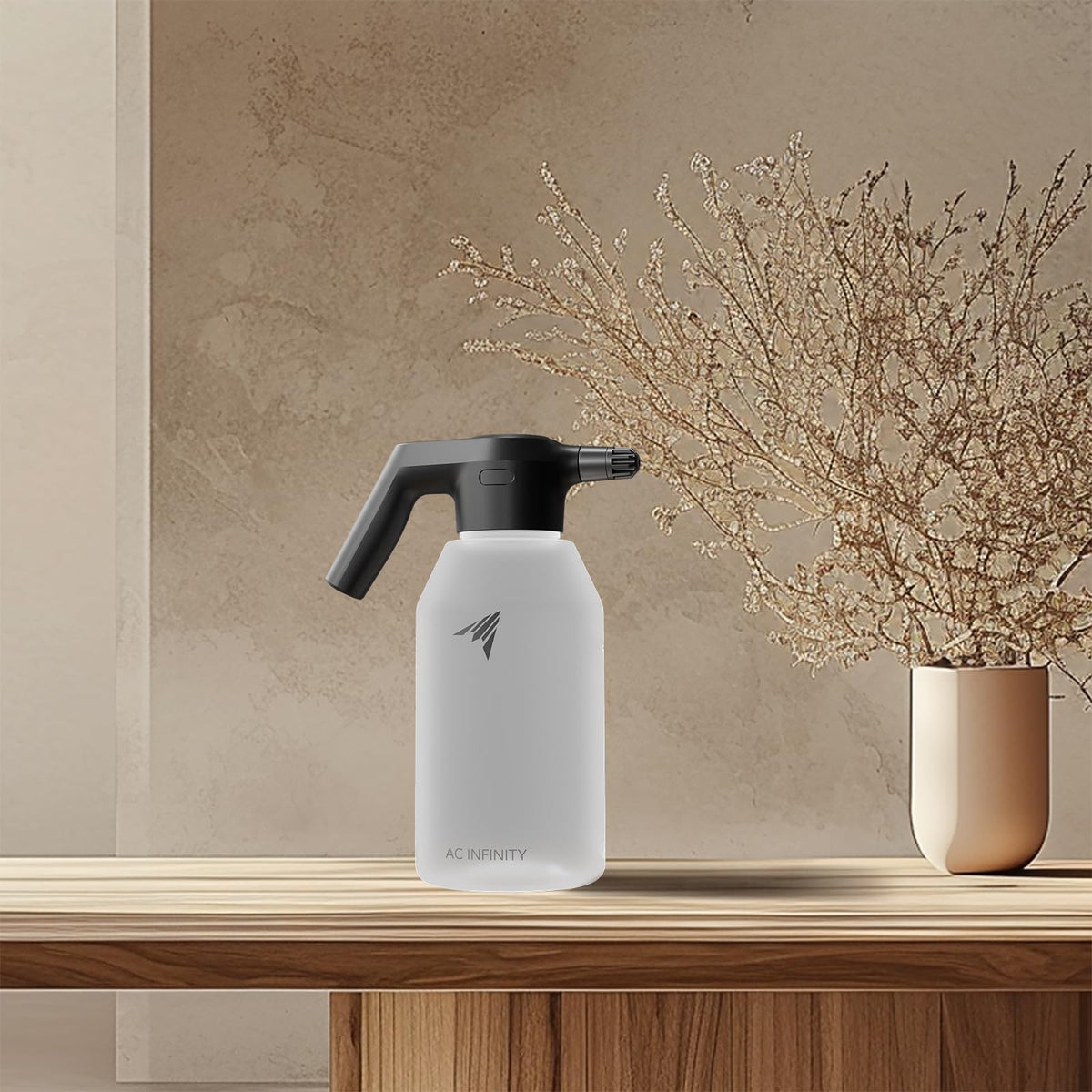 AC Infinity gardening multi-use spray supports water, foliar, and surface cleaning tasks.