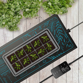 AC Infinity SUNCORE H3 easy-clean design helps maintain a tidy grow space.