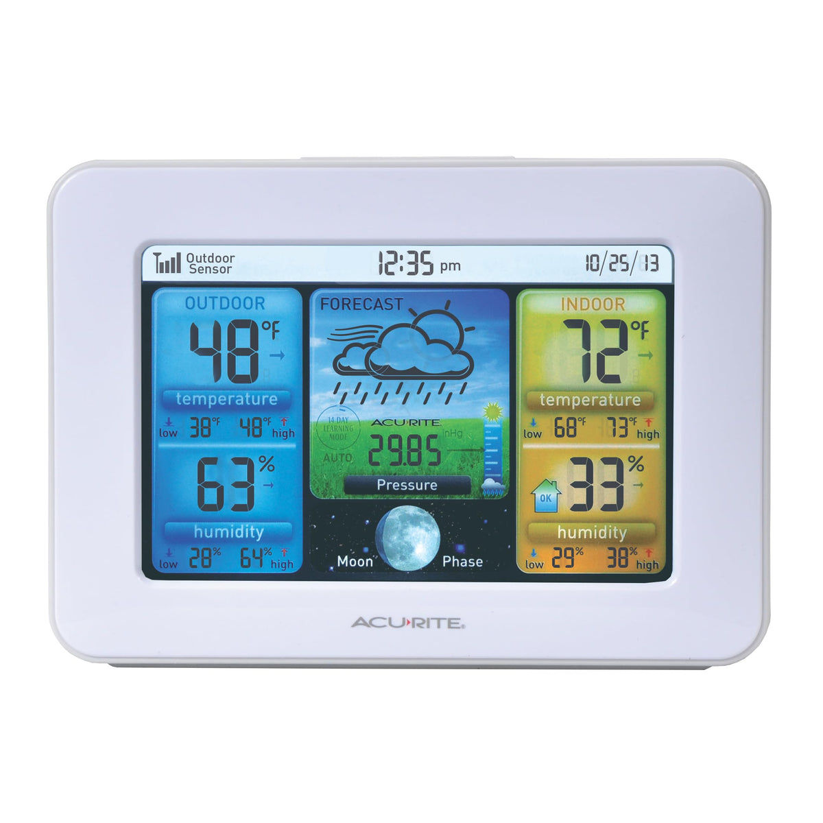 AcuRite 02041M auto-dimming display adapts brightness for comfortable viewing day or night.