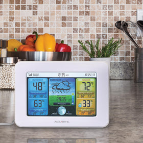 AcuRite 02041M wireless outdoor sensor provides accurate conditions for reliable local forecasts.