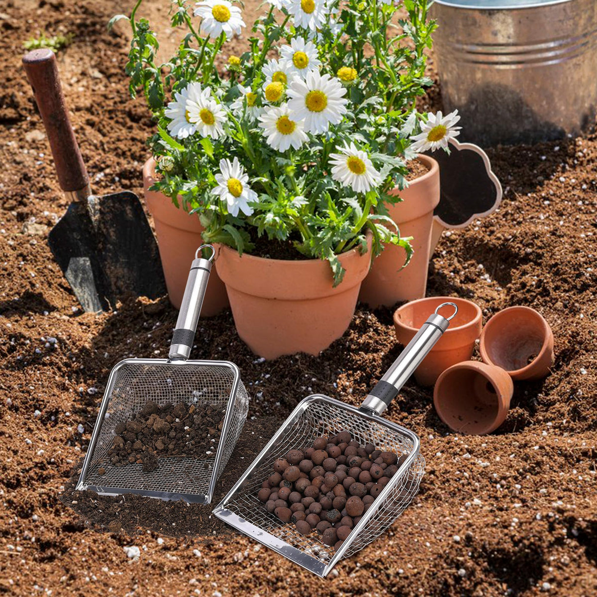 Durable stainless steel construction resists rust and deformation.