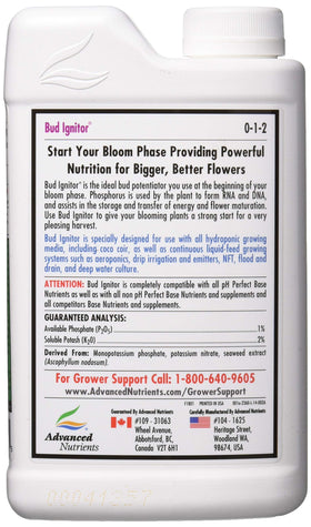 Advanced Nutrients Bud Ignitor bottle pour demonstrates measured dosing for growth boost.