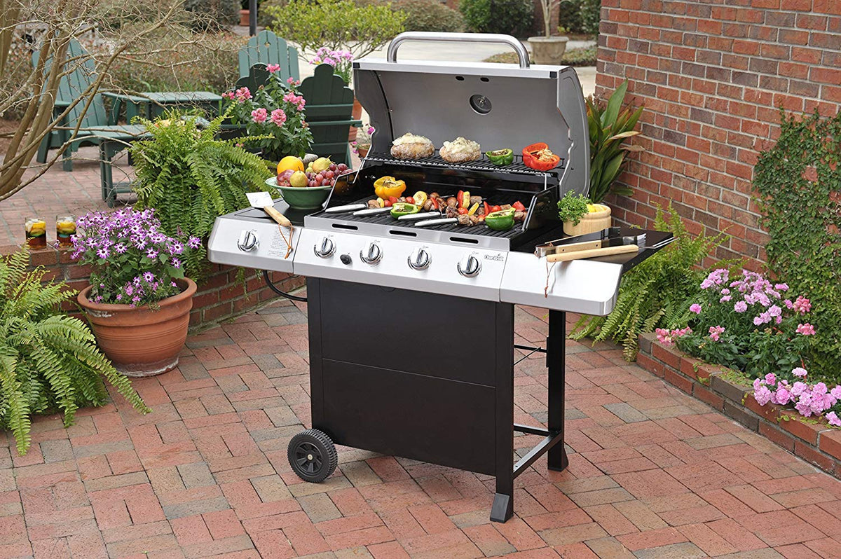 Adviace porcelain-steel heat plate; resistant to rust and easy cleanup.