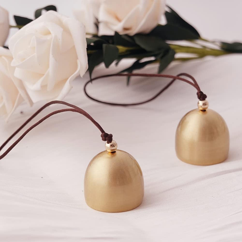 Afiaiwei two-piece brass bells suitable for office or hotel decor.