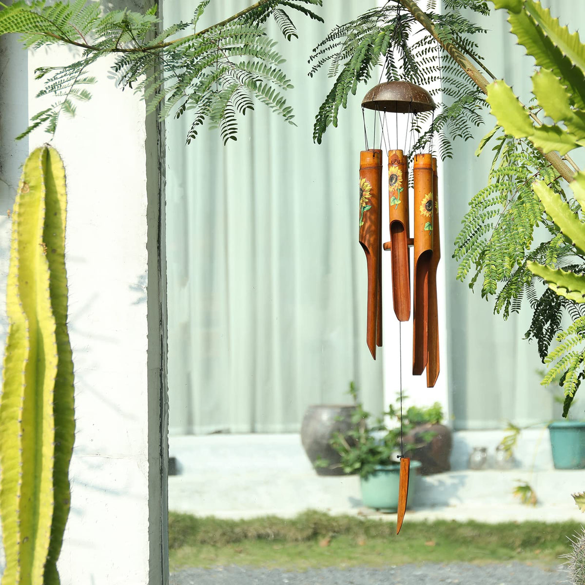 Stainless steel hook for durable outdoor mounting