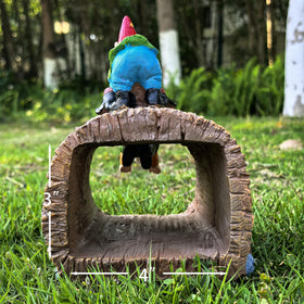 Ahbuohe gift-ready gnome downspout statue for garden lovers.