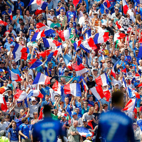 AhfuLife France flag outdoor banner display