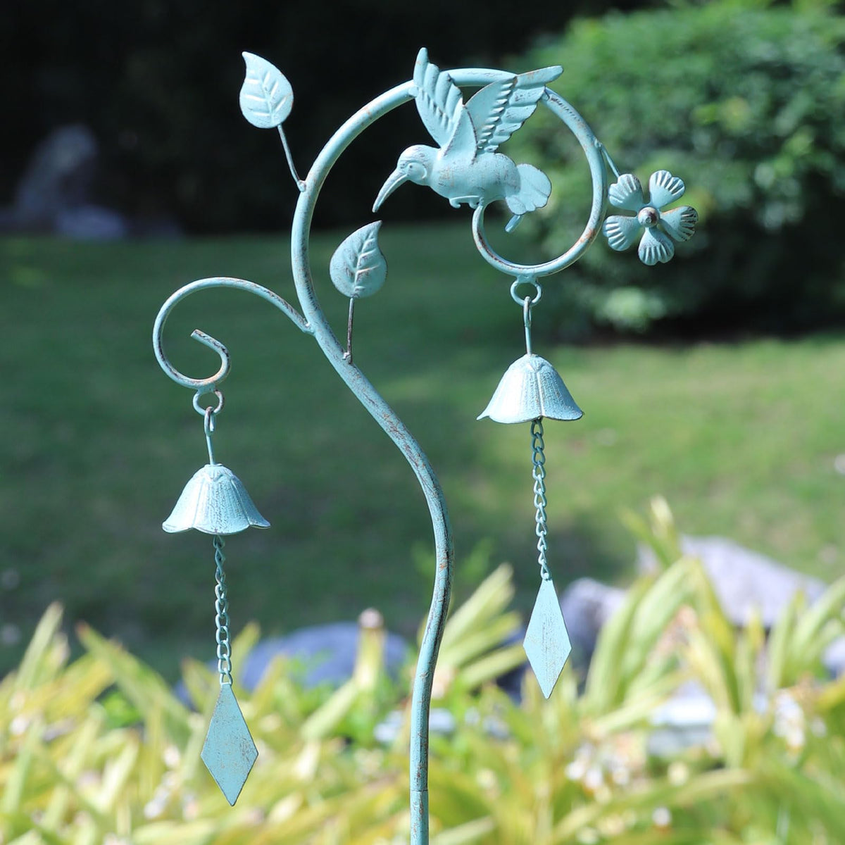 AIHAOKAN durable metal stake, weather-resistant finish for lasting beauty.