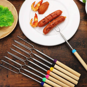 Ajmyonsp five-color set helps families identify their sticks at the campsite.