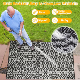 Alfolo lightweight rug is portable for RV trips and picnics.