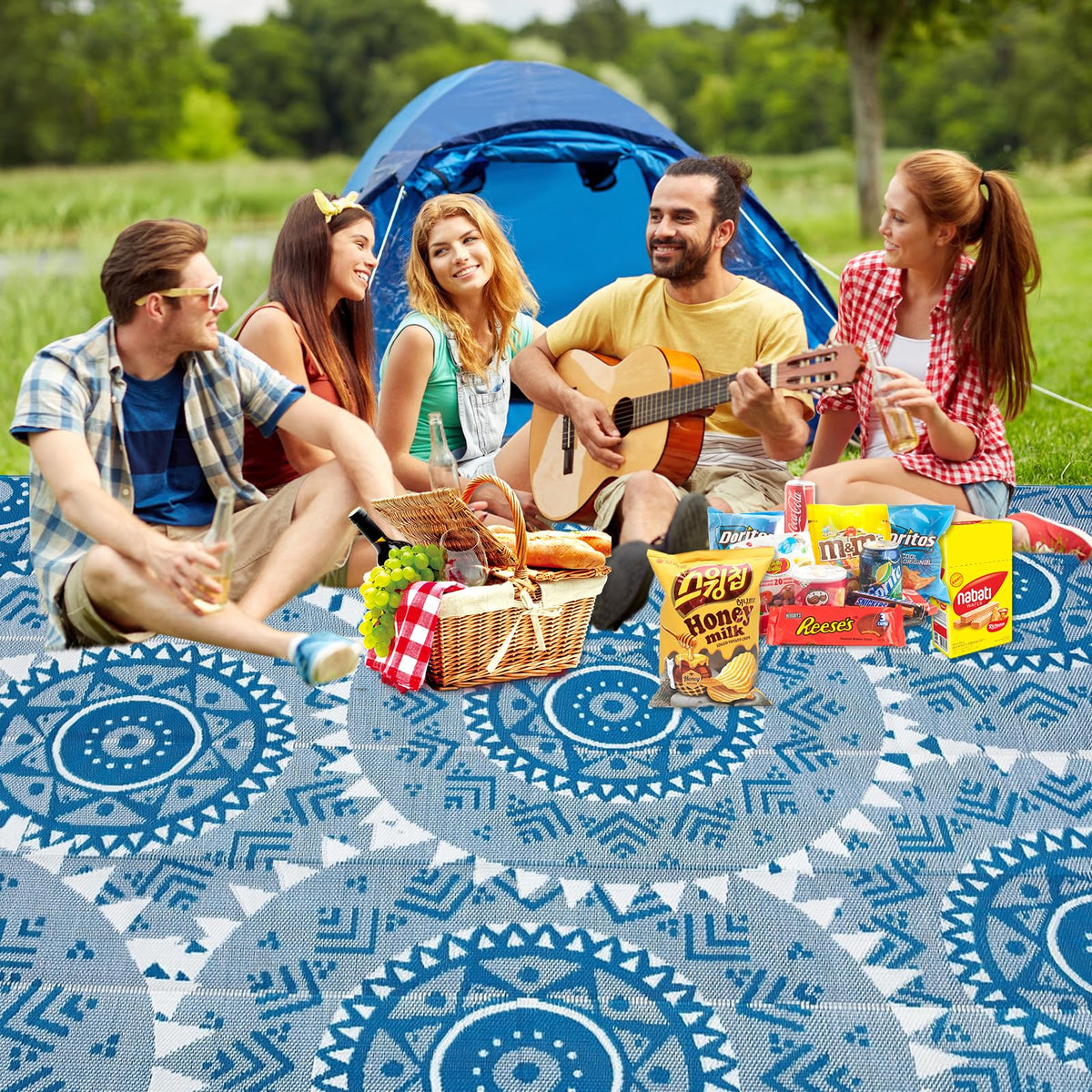 Alfolo RV camping outdoor rug folds compactly for travel