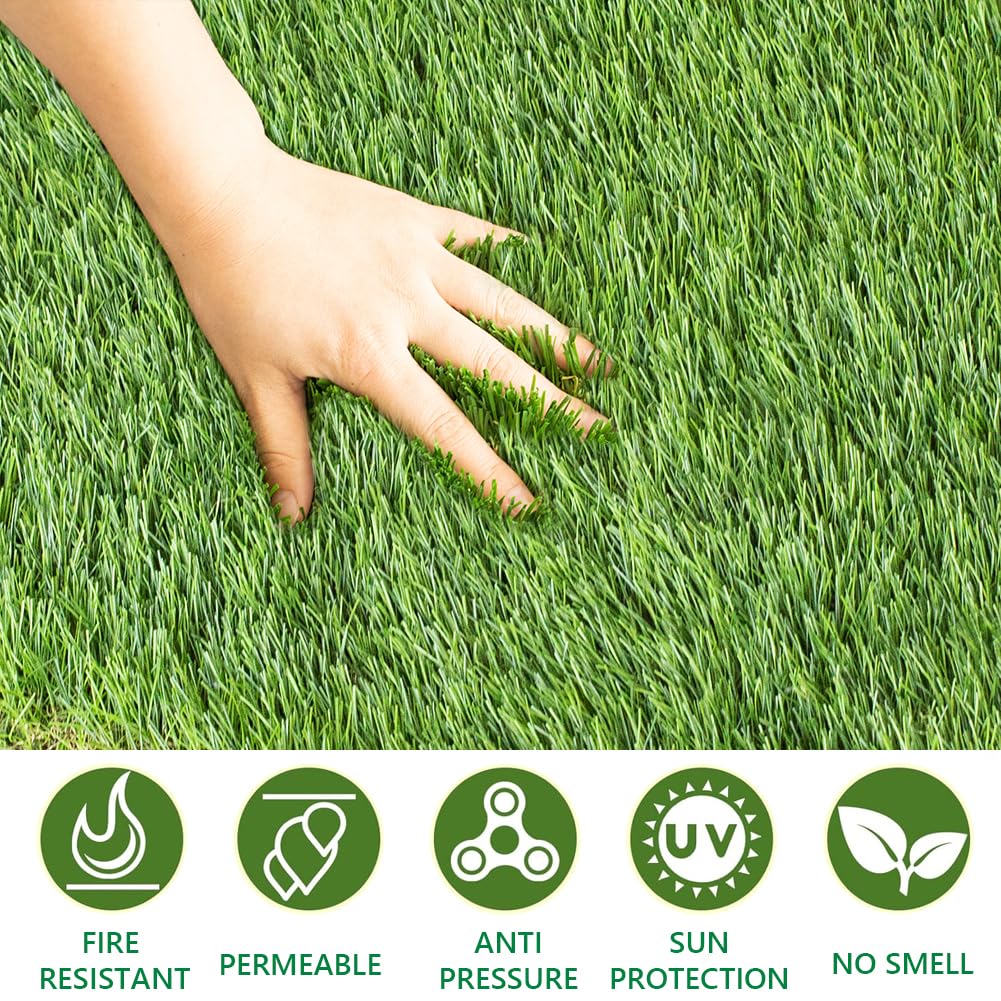ALTRUISTIC dog potty grass mat close-up showing pet-friendly surface.