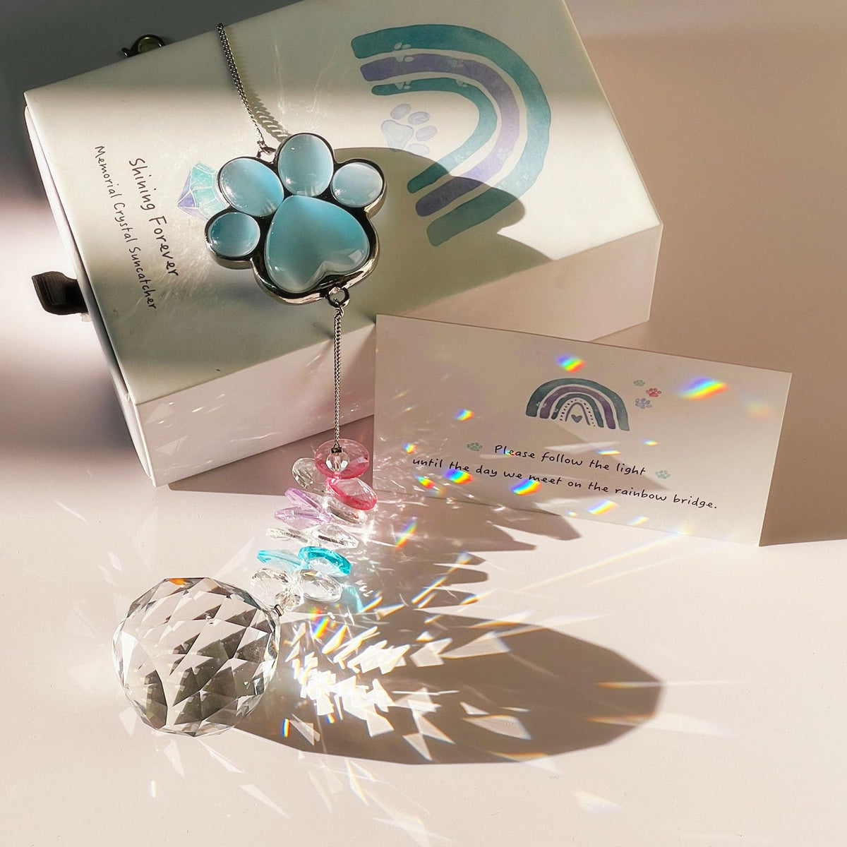 AMETHUARTZ crystal-ball rainbow projection for bright display in sunlight.