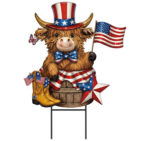 Amyhill Independence Day Highland Cow garden stake adds festive charm to outdoor spaces.