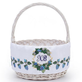 Amyhill White basket liner suits Pascha celebrations and family gatherings.