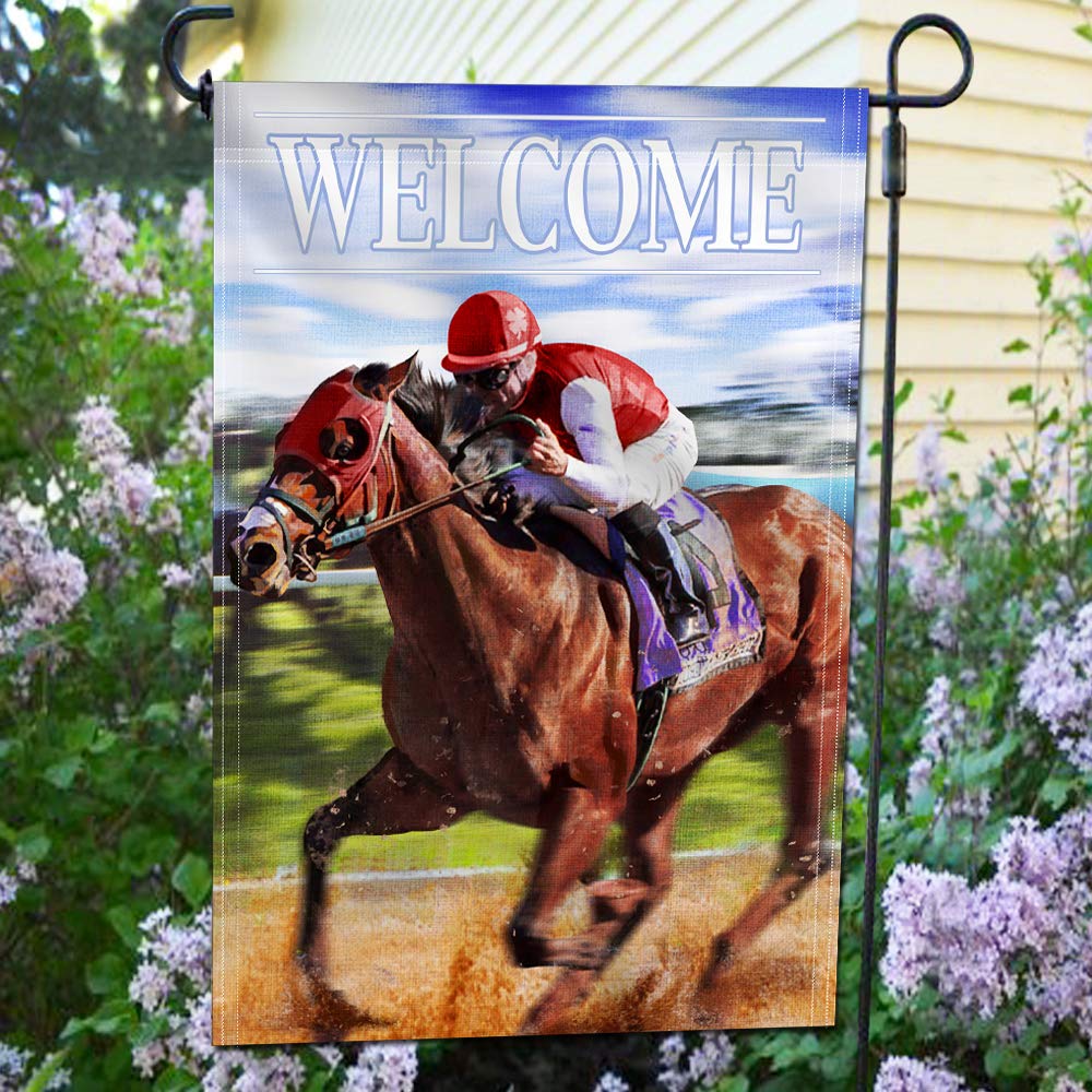 Anley double-sided-garden-flag shows clear designs from both sides.