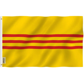 Anley Fly Breeze flag with canvas header shows outdoor-ready color