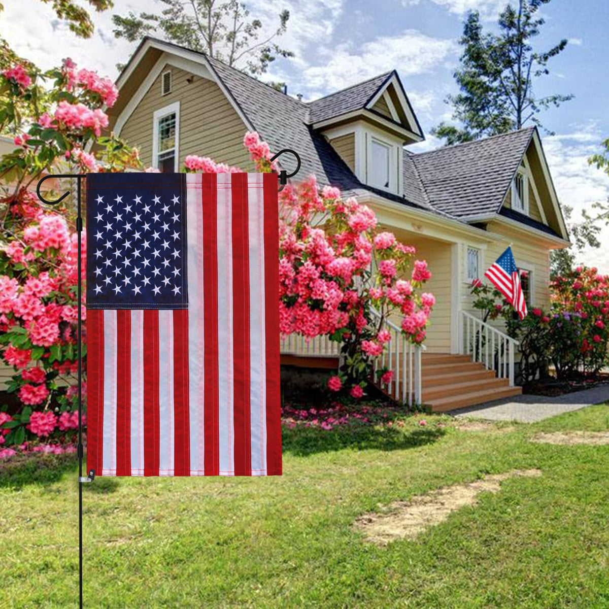 Weather-resistant Anley polyester flag ready for all seasons