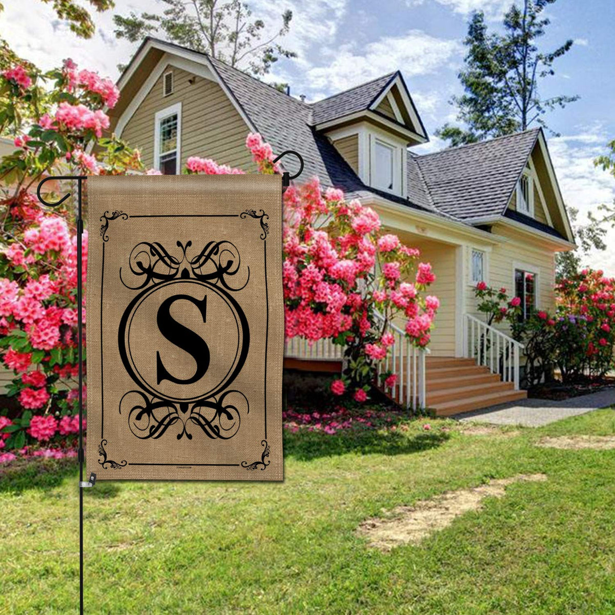 Anley weatherproof garden flag designed for year-round outdoor use.