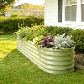 Annoell modular panel configuration enables flexible bed layouts for small patios