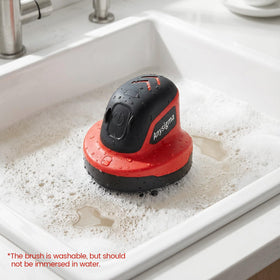 Anysigma ergonomic handle keeps hands away from heat during cleaning.
