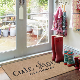 AOAOPQ brown doormat adds warm, natural tones to doorways.