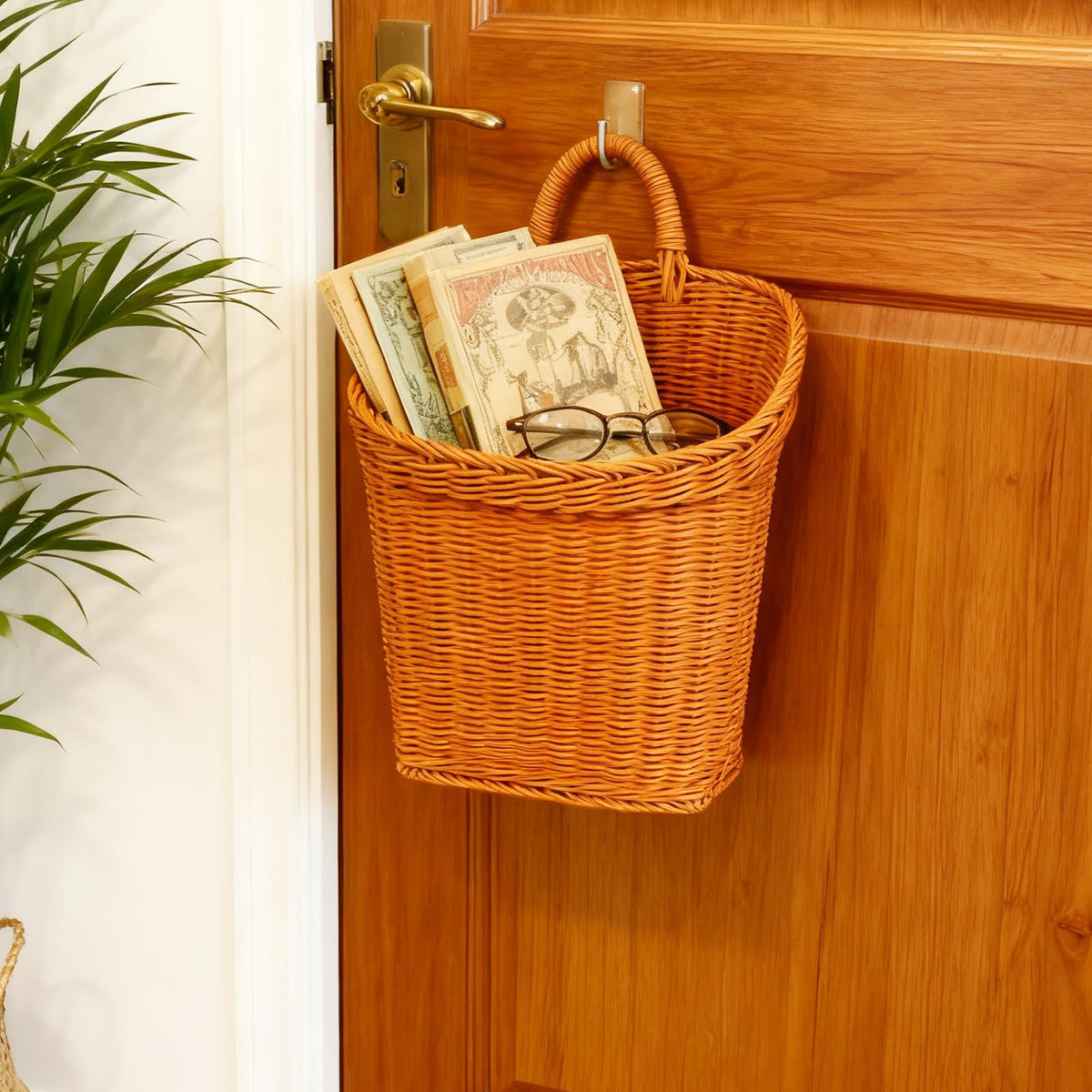 Aodse gift-ready basket idea for cottagecore lovers and housewarmings.