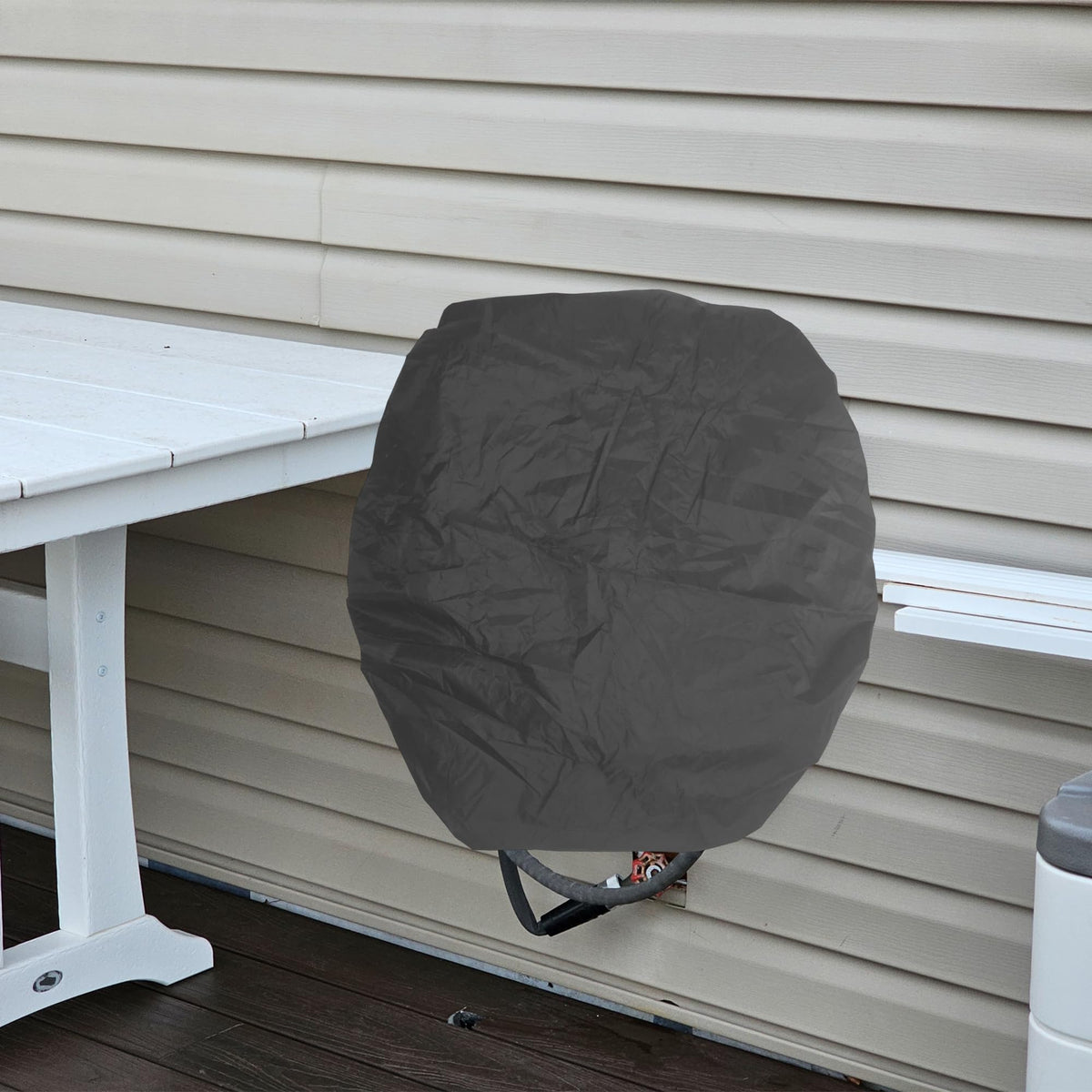 Aogigigio hose cover made from durable 190T fabric for year-round use.