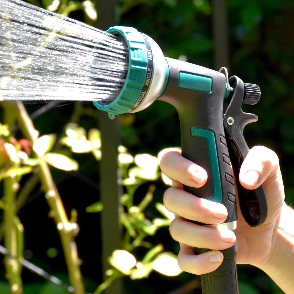 AQUAZILLA wall-mount hardware included ensures a quick, tool-friendly installation.