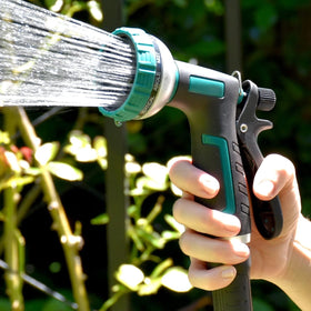 AQUAZILLA wall-mount hardware included ensures a quick, tool-friendly installation.