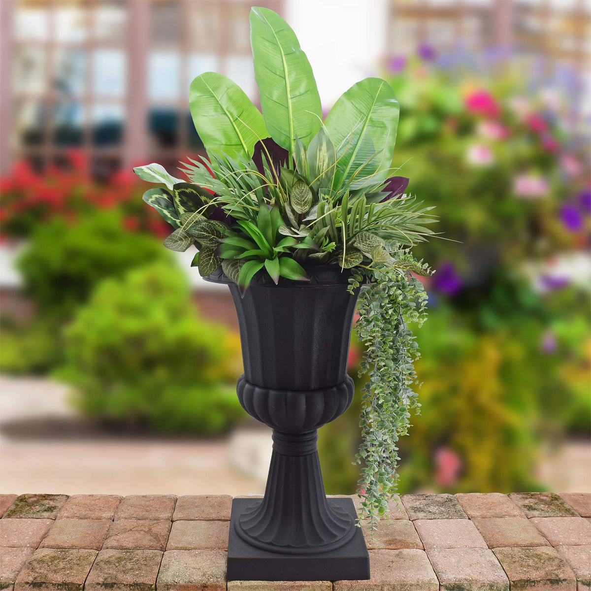 Arcadia PL51BK-2 Deluxe plastic urn top view highlights timeless silhouette.
