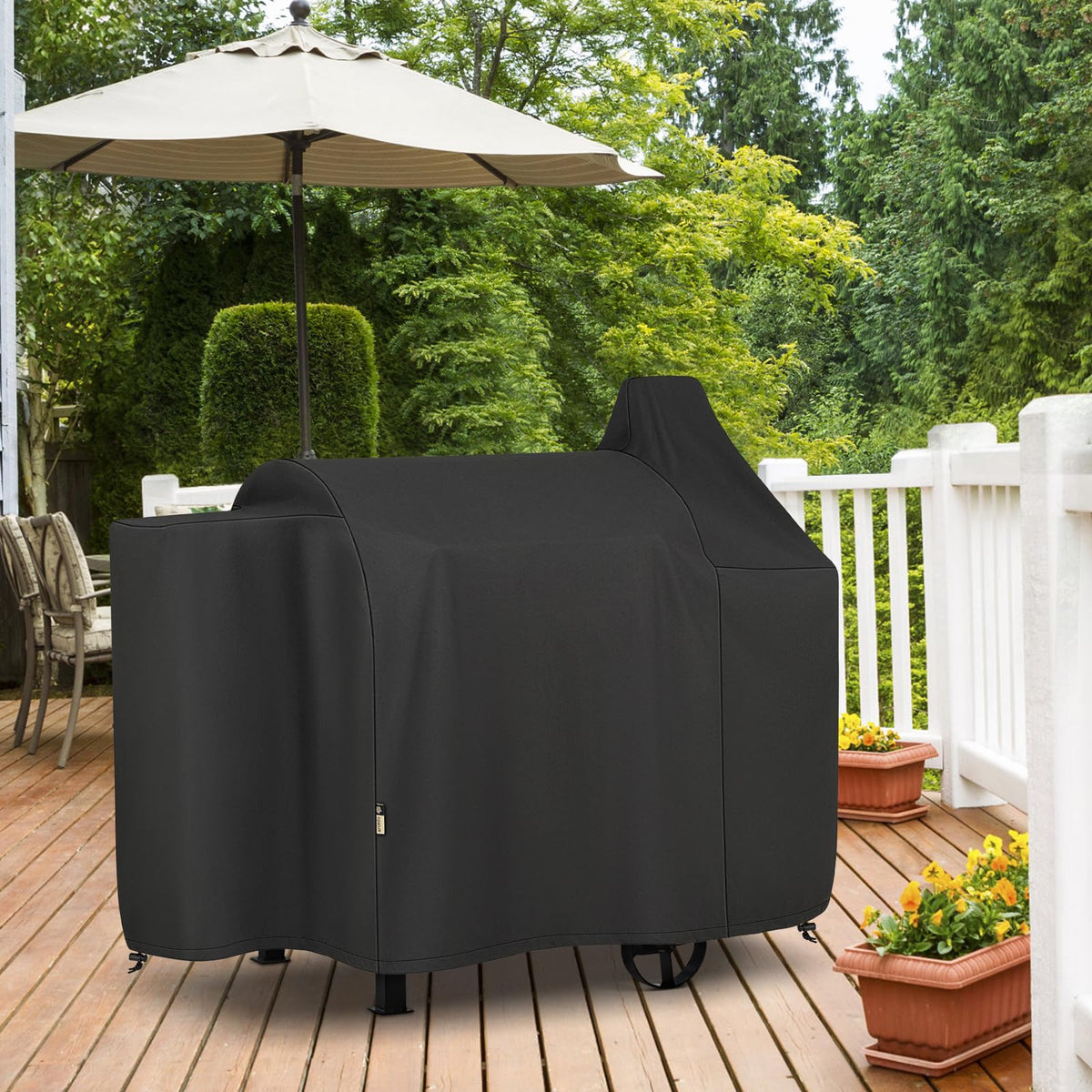 Arcedo all-weather protection keeps your Pit Boss grill looking like new.