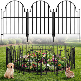 ArdeFentium decorative garden fence panel assembly demonstrates quick, tool-free setup.