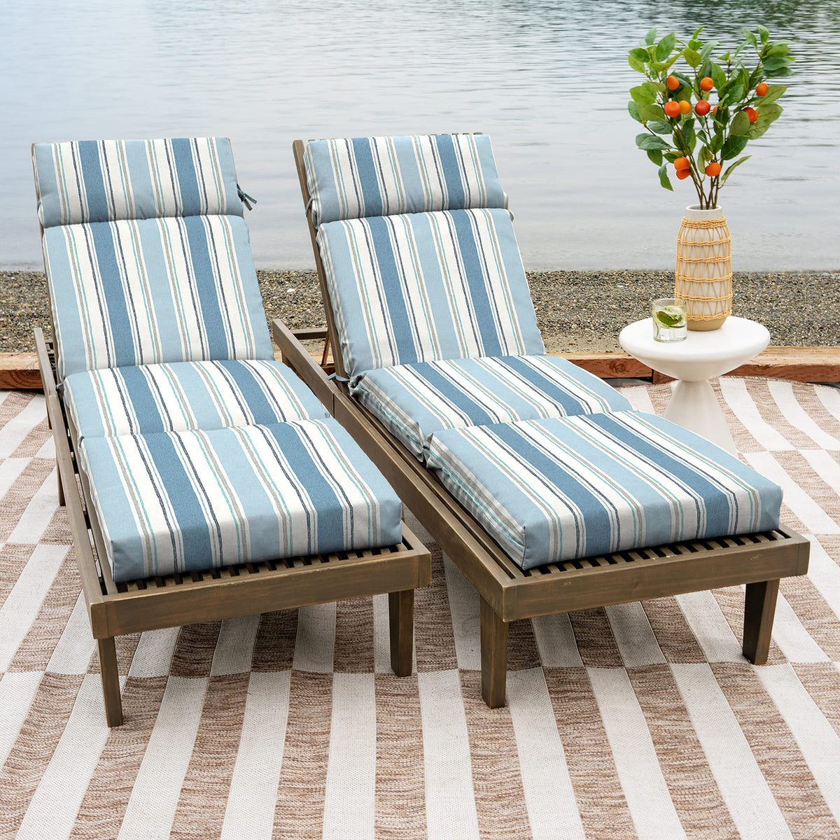 Arden Chaise Cushion fits most standard chaise lounges for easy setup