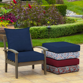 Arden Selections dual-tie bottom keeps cushions in place.