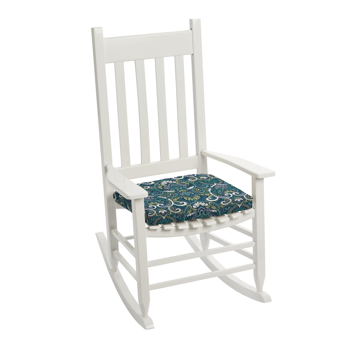 Arden Selections cushion with PFAS-free coating and water-stain treatment for easy maintenance.