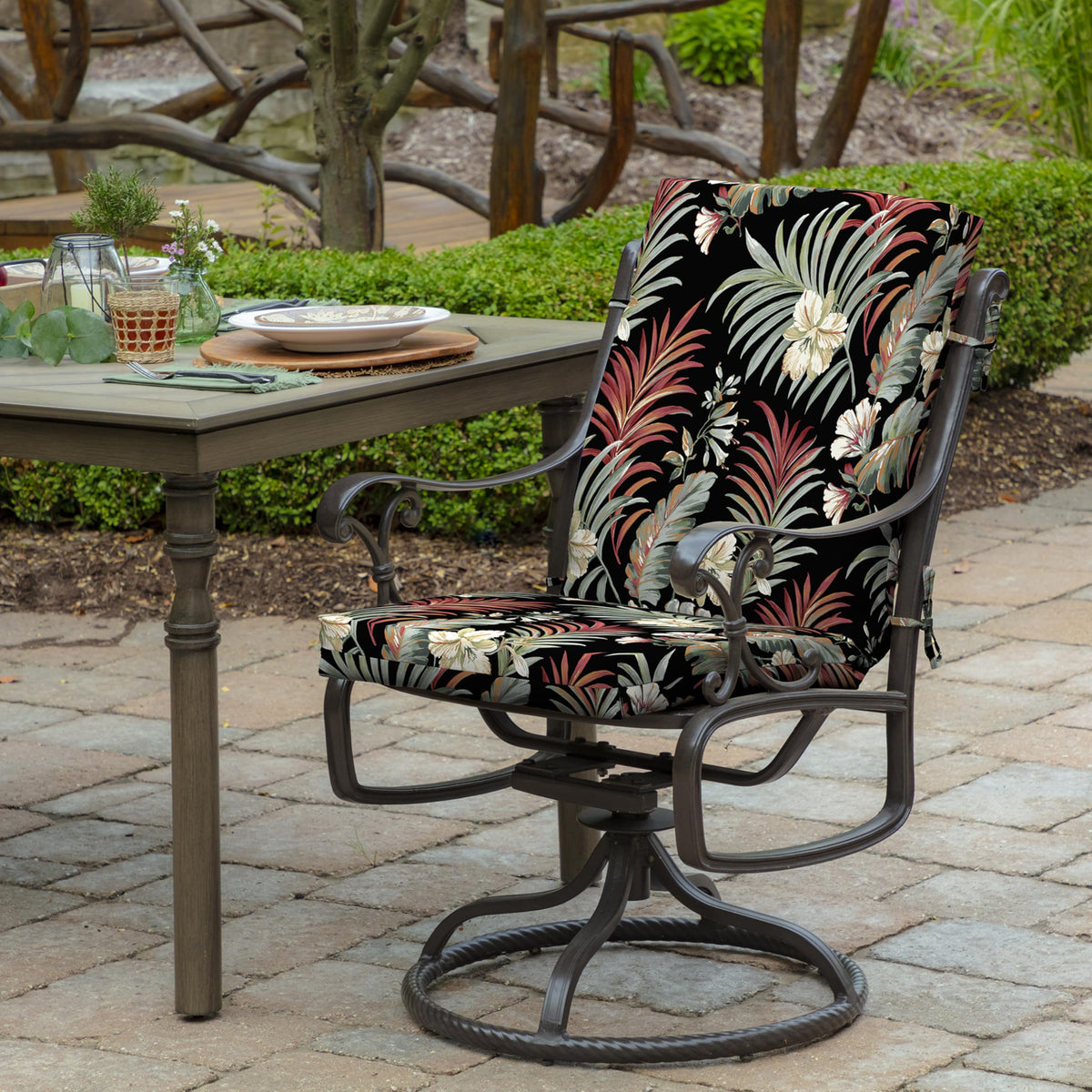 Arden Selections seat cushion fabric texture in Simone Black Tropical for outdoor dining