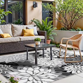 Arenarug outdoor rug in backyard defines seating areas and comfort