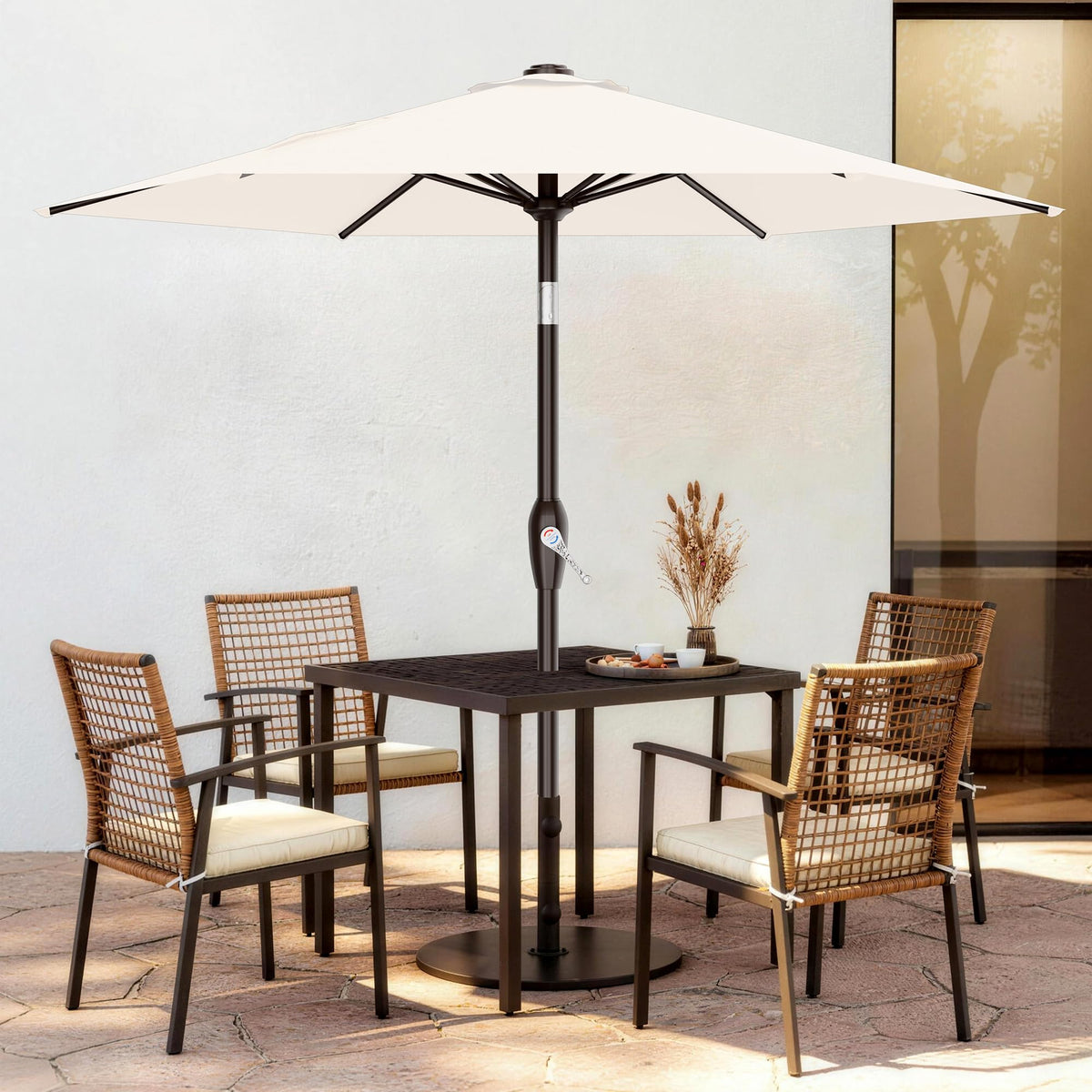 AreShark 7.5ft umbrella shows detachable pole for quick setup and storage.