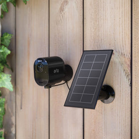 Arlo Solar Panel Charger mounted installation for easy, secure setup.