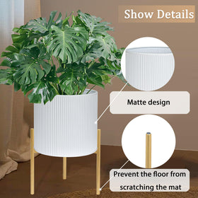 ARNIS small round planter with stand, front view, great for desks or shelves.