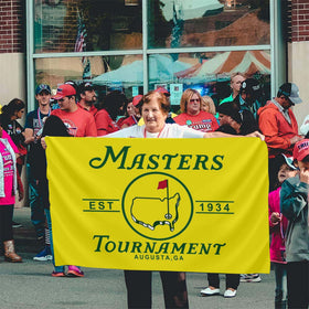 Aroxtms golf flag as a thoughtful gift for golf enthusiasts and fans