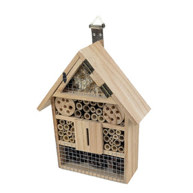 ARTAWEIN Niteangel weatherproof bee hotel emphasizes long-lasting protection in varying climates.