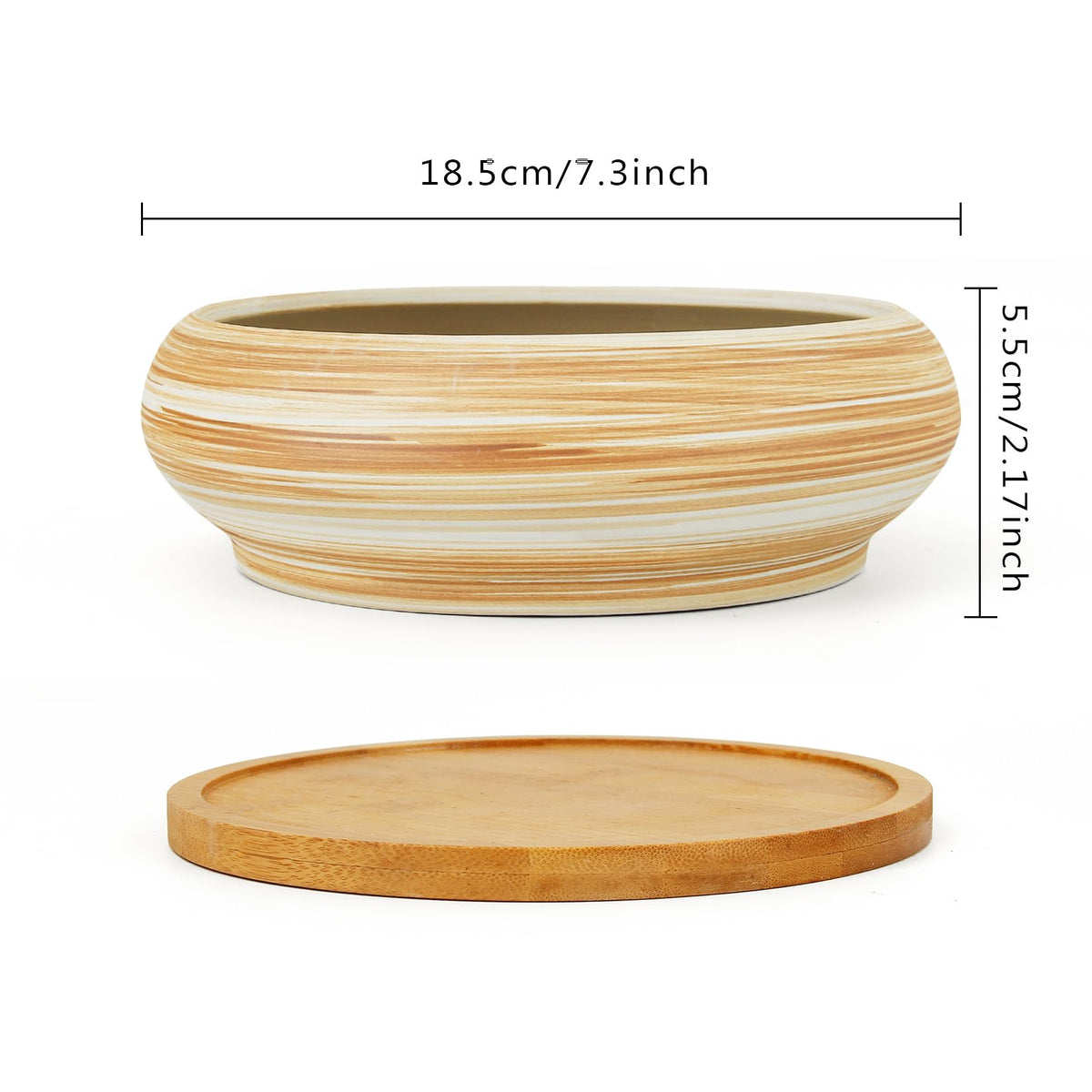 ARTKETTY succulent pot with removable saucer to keep surfaces clean.