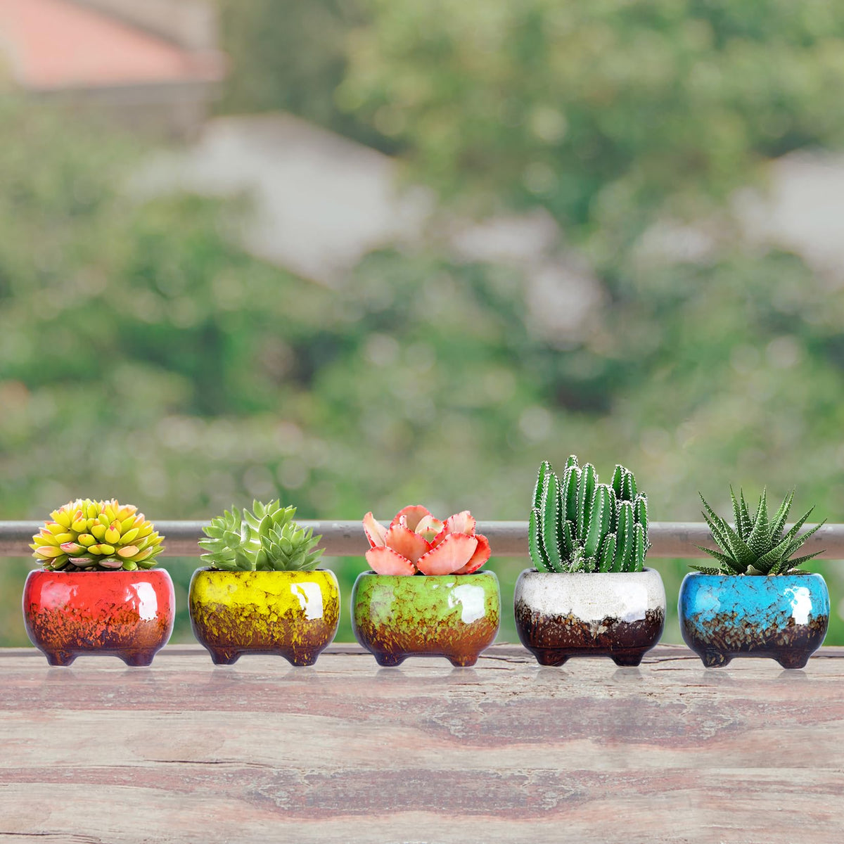 ARTKETTY decorative pots brighten desks, shelves, and bedrooms with a fresh glaze finish