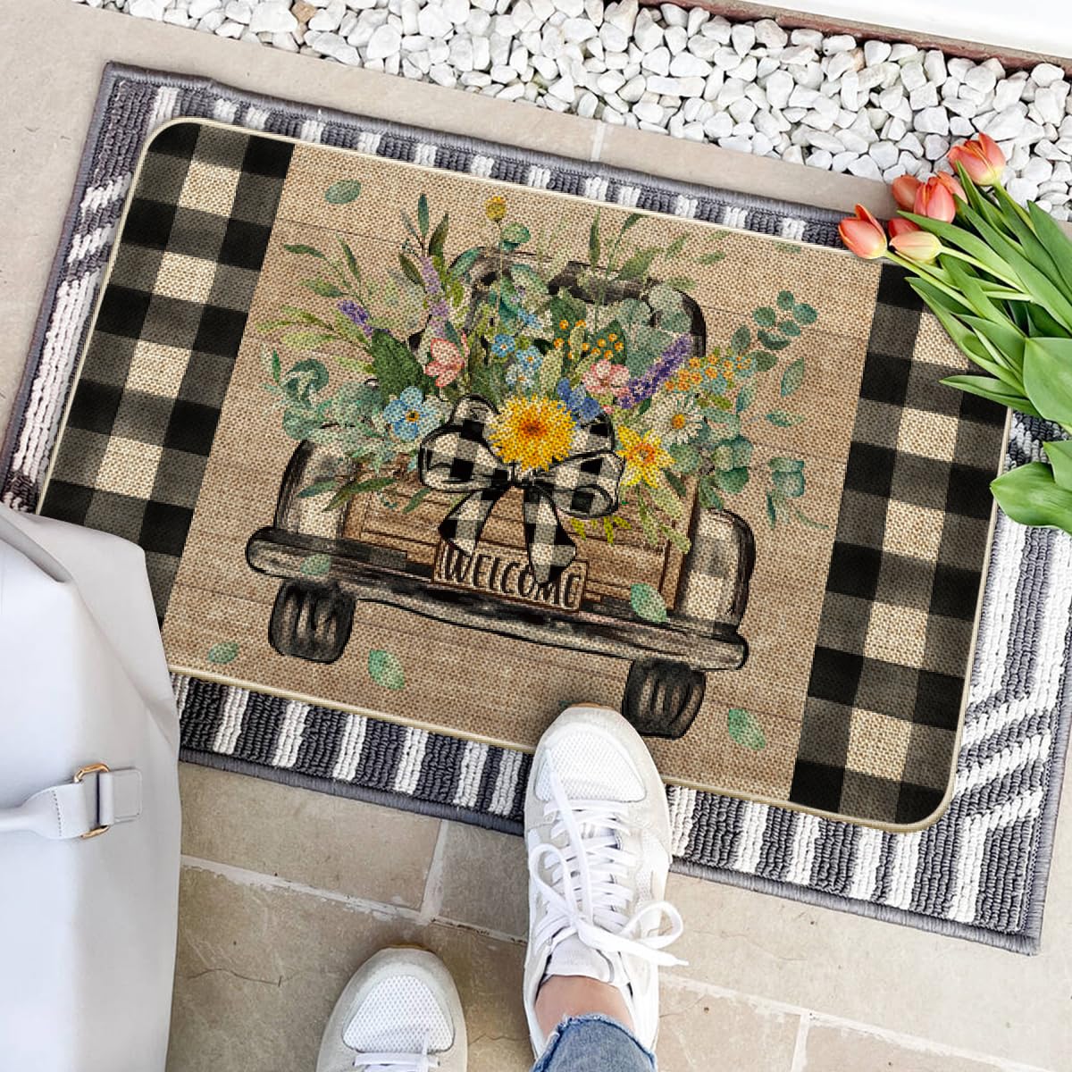 Artoid Mode Hello Sunshine doormat close-up texture durable and stain-resistant surface