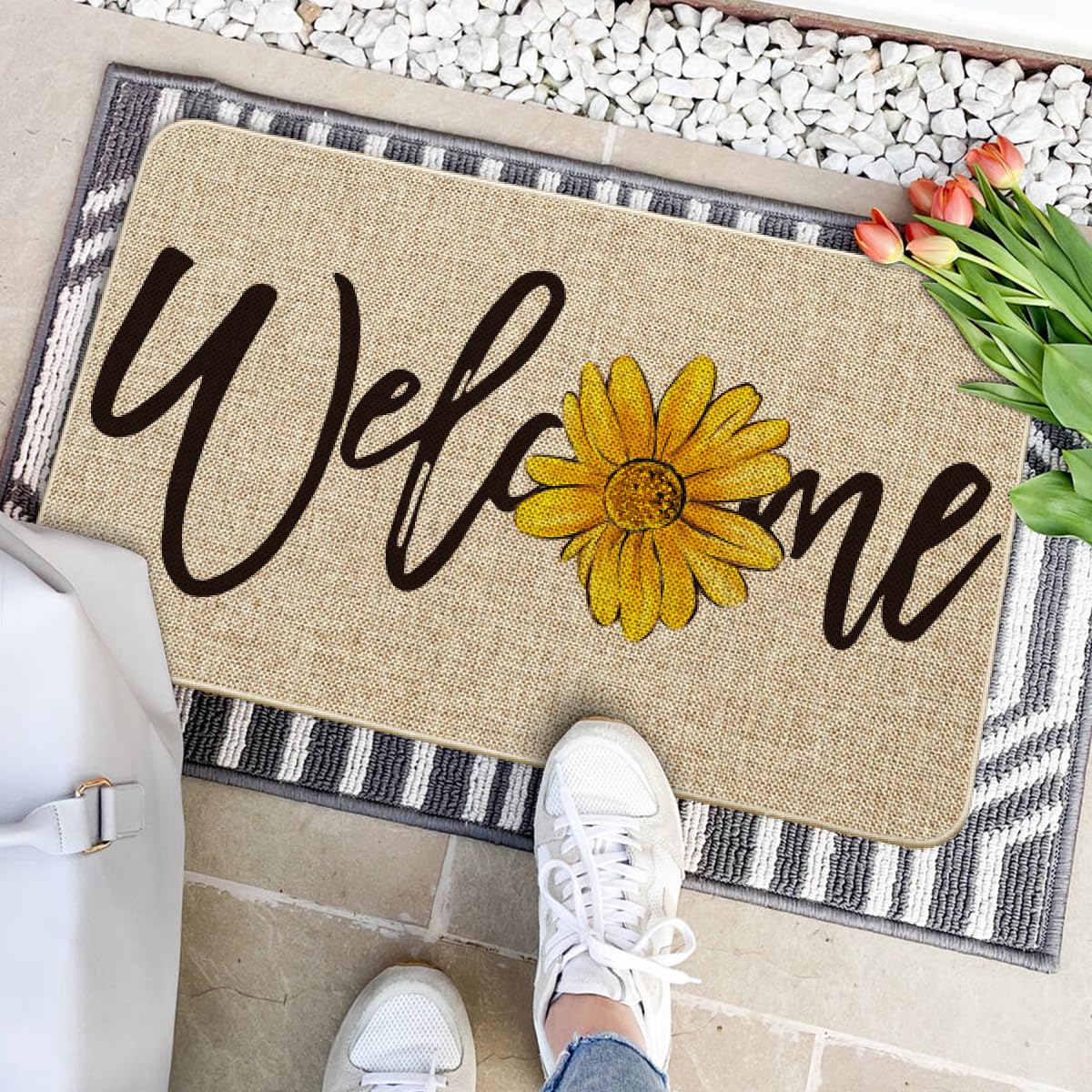 Artoid Mode low-profile doormat back with non-slip rubber for safety